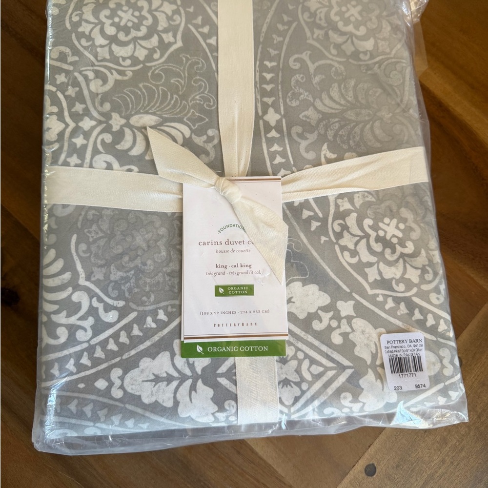 Pottery Barn Cairns Organic King/Cal King Duvet Cover and 3 Euro Shams Set